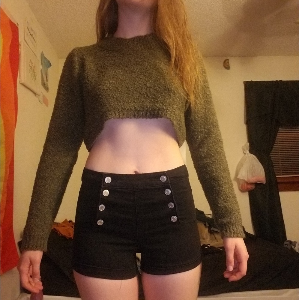 Crop top